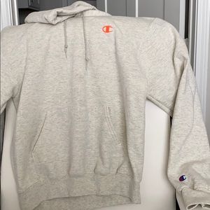UO Exclusive Champion Hoodie. Excellent quality